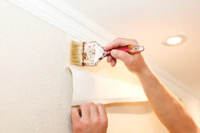 Pose de papier peint à Brens — revêtements muraux et toiles de verre